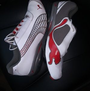 🐾🐾MEN'S SIZE 12 PUMA 🐾🐾